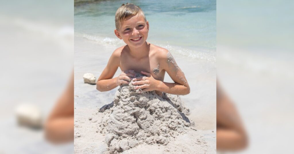 Den lilla pojken lärde sig väldigt snabbt - och det blev ju hur roligt som helst