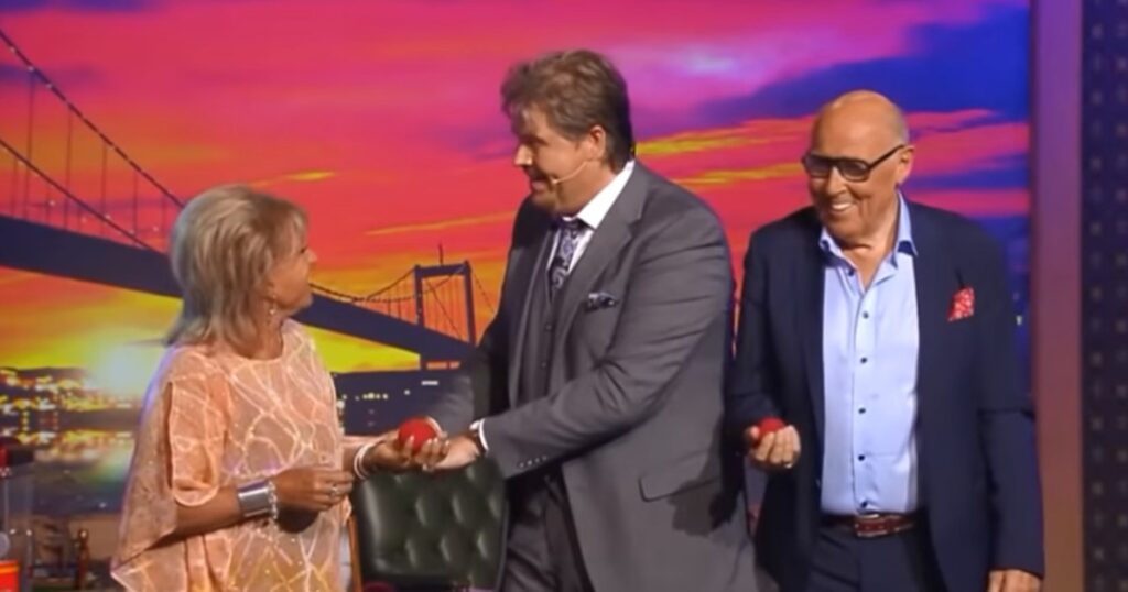 John Houdi trollar med Ingvar och Lill-Babs